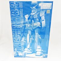 【未組立】 MG RX-78-2 ガンダム メッキ メタリック 機動戦士ガンダム 15周年企画 講談社ガンダムグッズ超ビックプレゼント